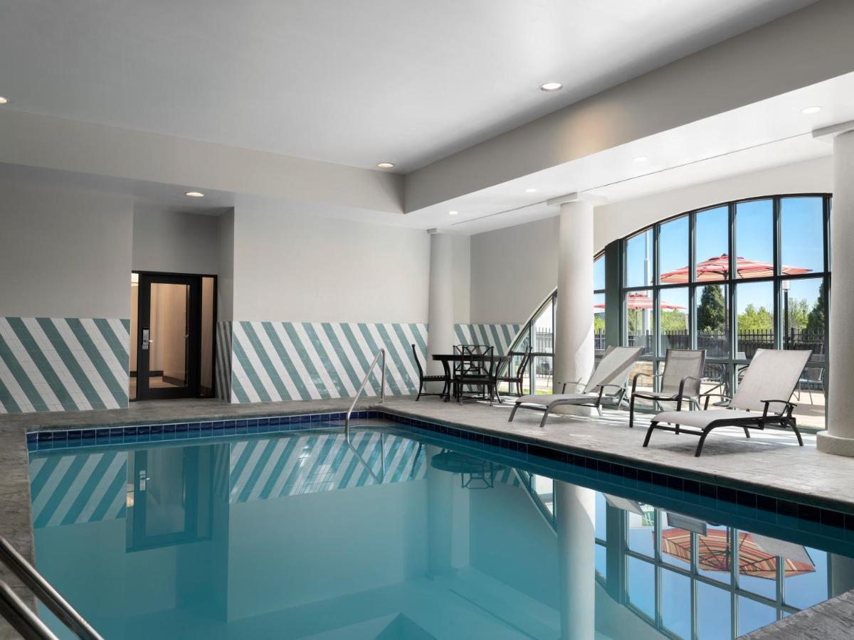 Holiday Inn - Cincinnati - Liberty Way By Ihg Вест-Честер Екстер'єр фото
