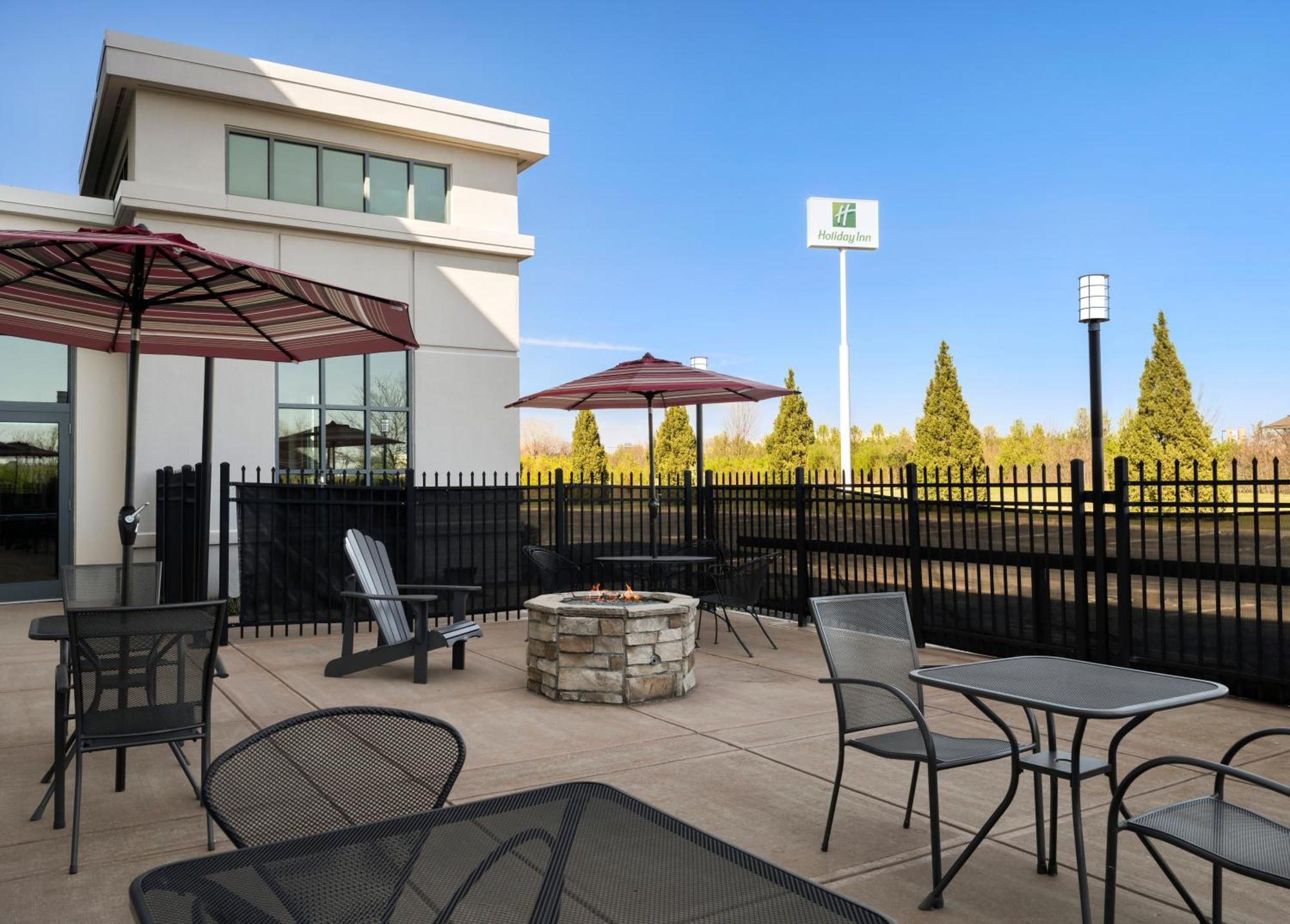 Holiday Inn - Cincinnati - Liberty Way By Ihg Вест-Честер Екстер'єр фото
